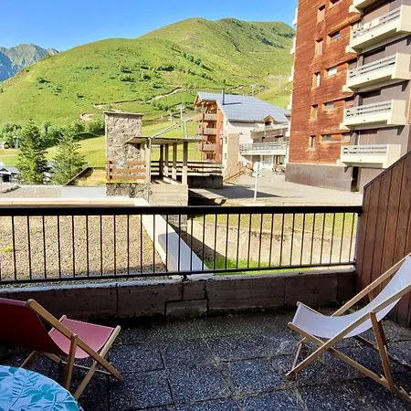 公寓 Au Pied Des Pistes, Avec Spacieuse Terrasse Ensoleillee *