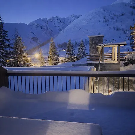 Cosy Au Pied Des Pistes Avec Balcon Et Vue Montagne 아파트 Gouaux-de-Larboust